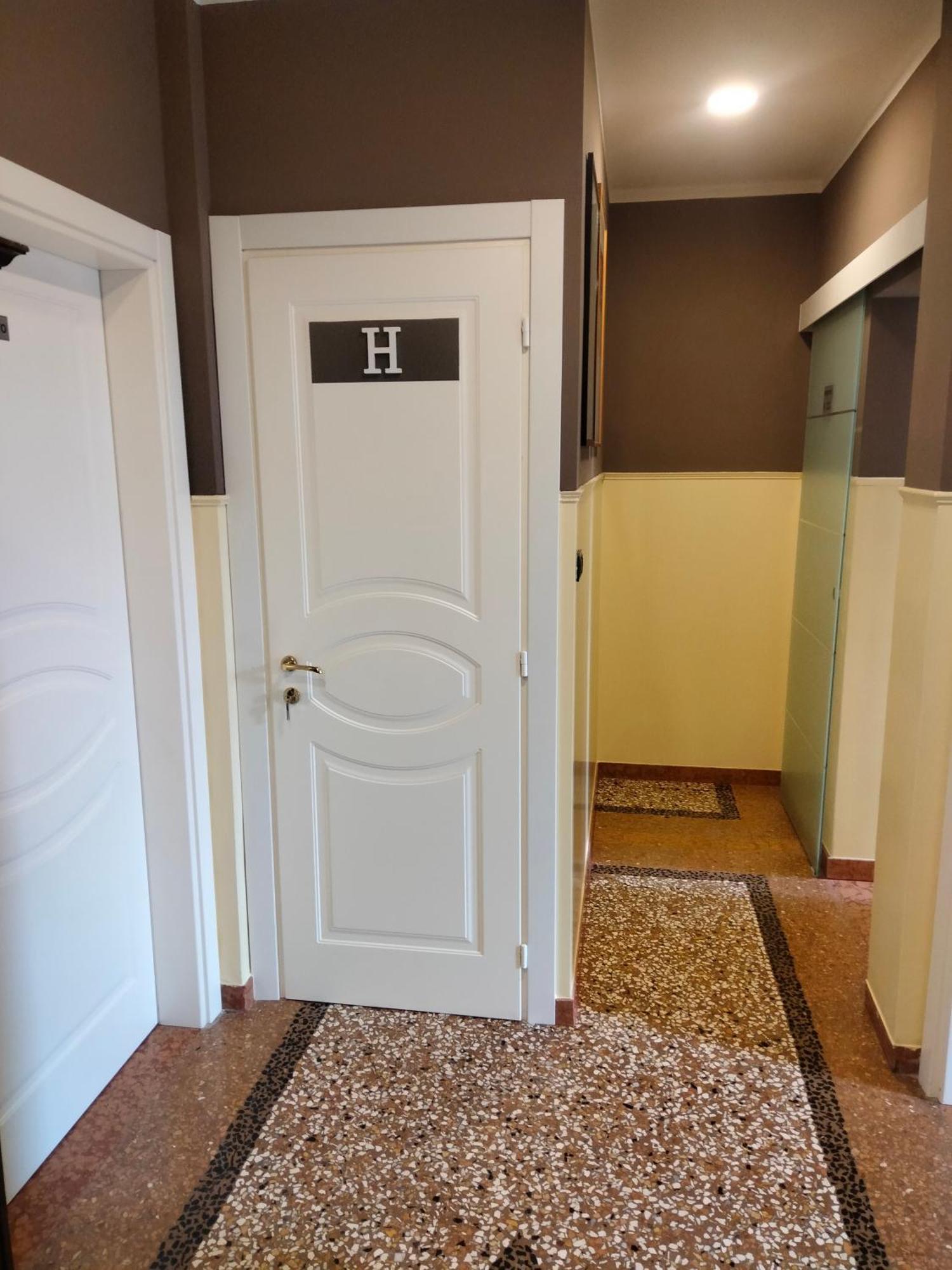 Sant'Orsola Palace - Rooms And Suites โบโลญญา ภายนอก รูปภาพ